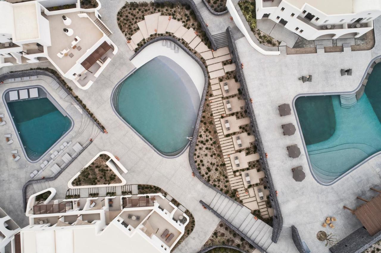 Orama Hotel & Spa Fira  Exterior foto The hotel from above