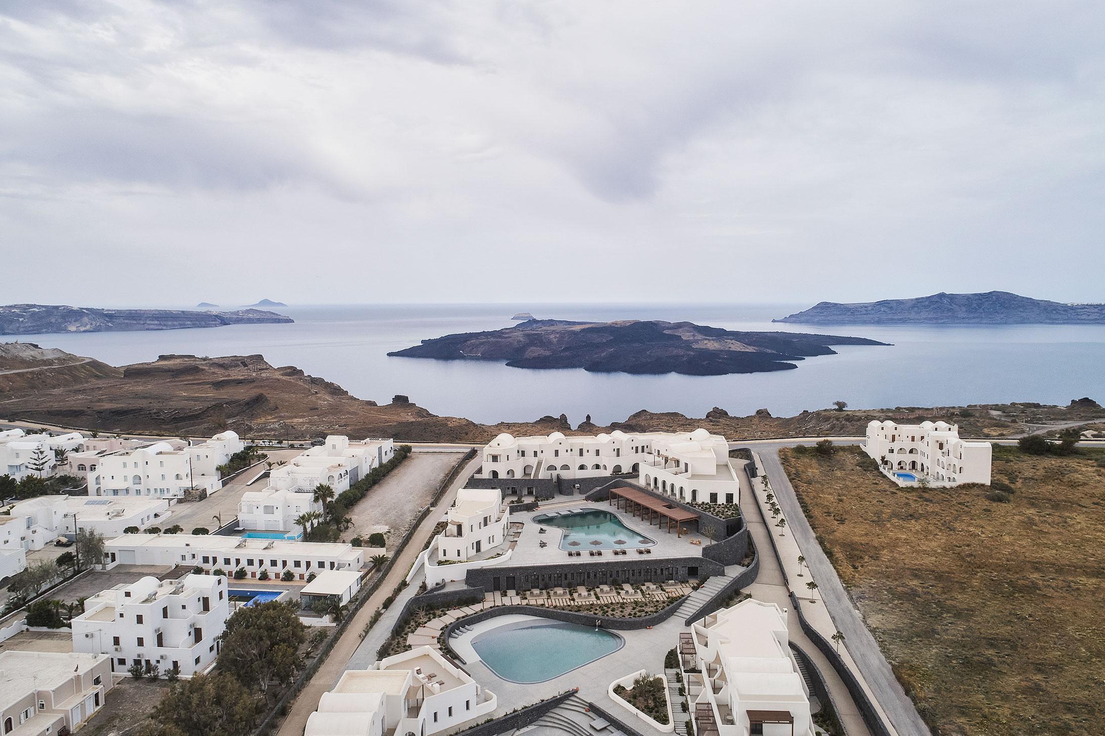 Orama Hotel & Spa Fira  Exterior foto The hotel in 2019