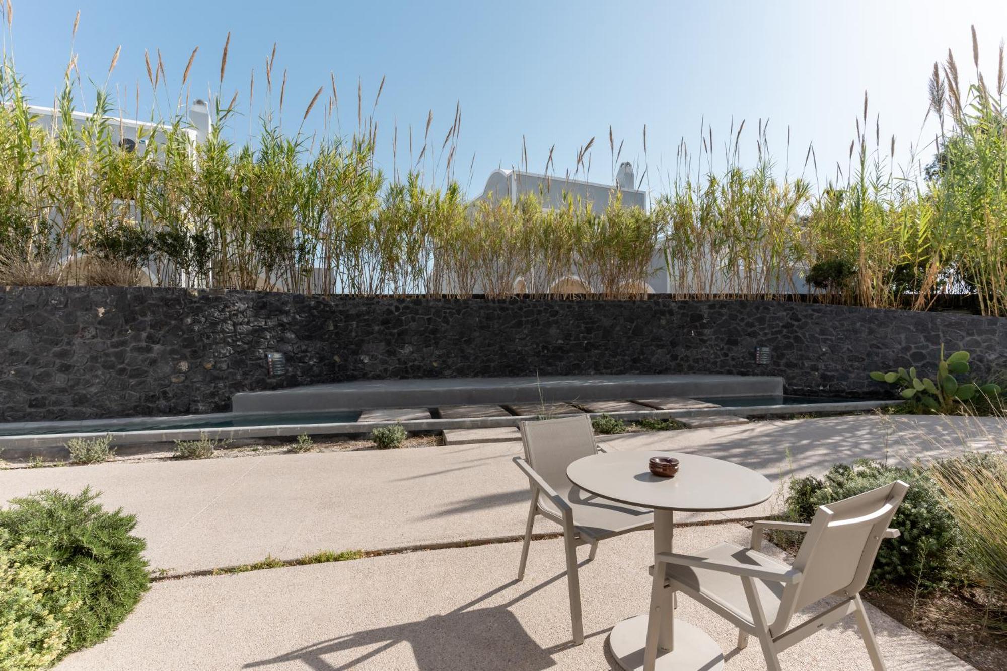 Orama Hotel & Spa Fira  Exterior foto The garden