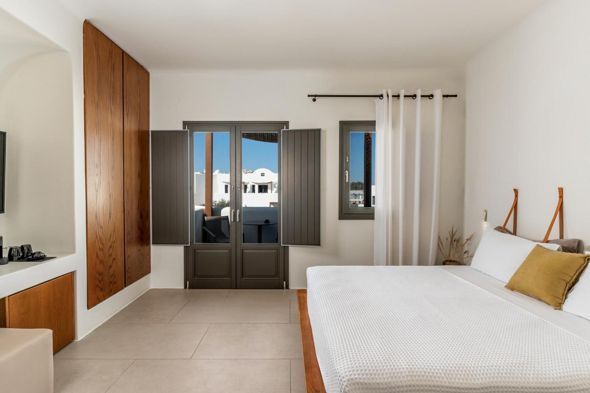 Orama Hotel & Spa Fira  Exterior foto A bedroom at the hotel